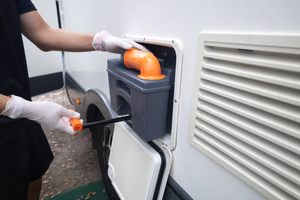 Portable Toilet Options We Offer in Wewahitchka, FL